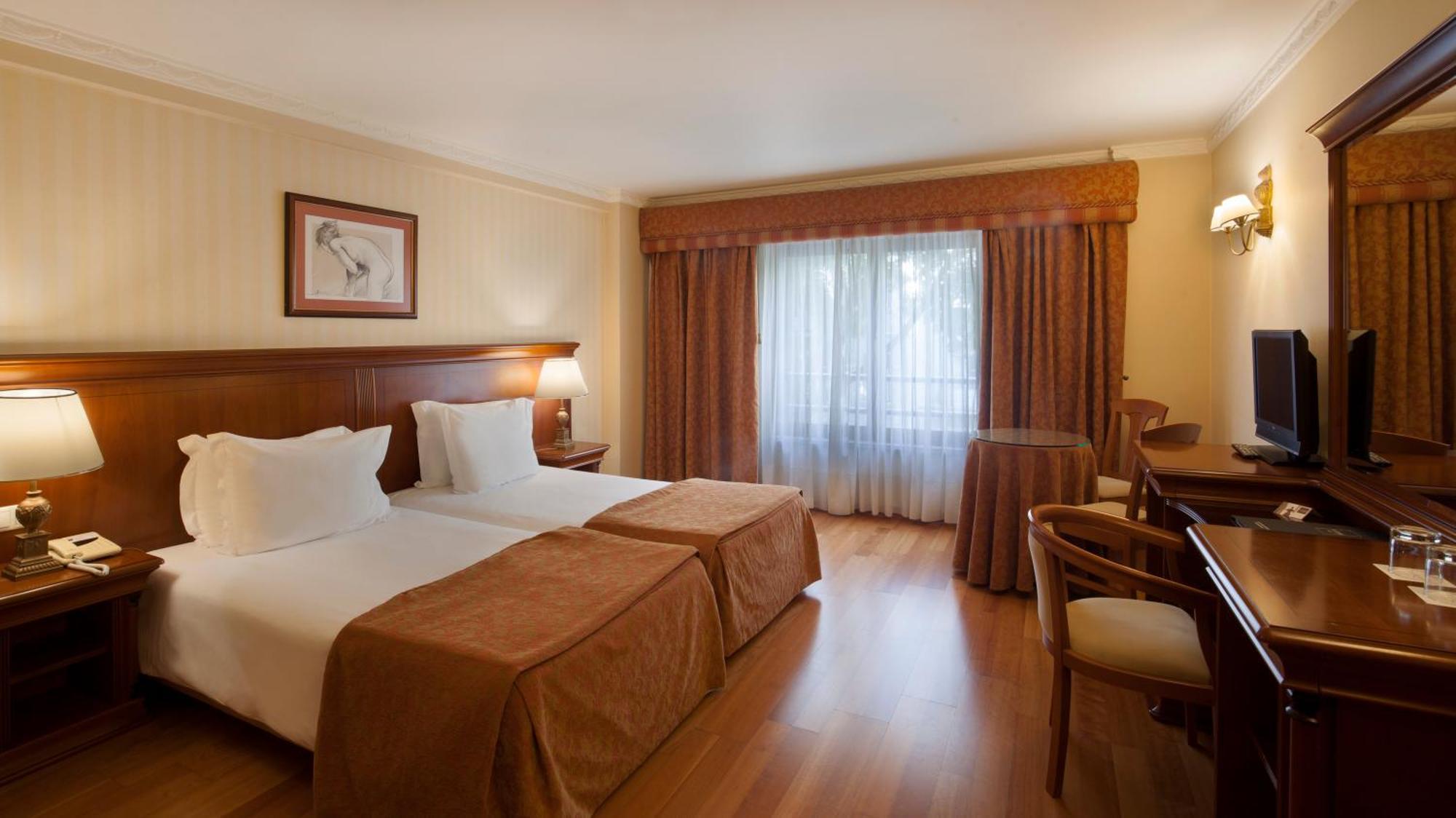 Turim Lisboa Hotel Room photo